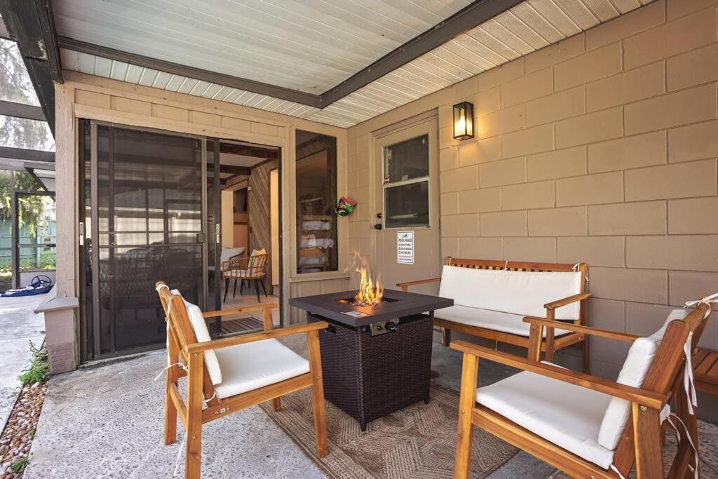 Cozy Lakefront Home W/ Pool -7 Mins From Legoland وينتر هافن المظهر الخارجي الصورة