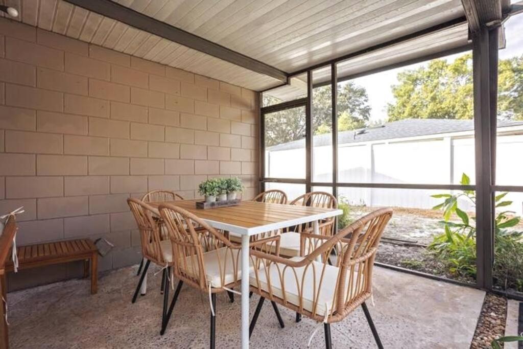 Cozy Lakefront Home W/ Pool -7 Mins From Legoland وينتر هافن المظهر الخارجي الصورة
